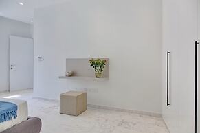 Pearl Beachfront Villa