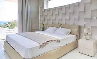 Pearl Beachfront Villa