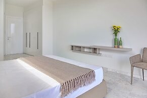 Pearl Beachfront Villa