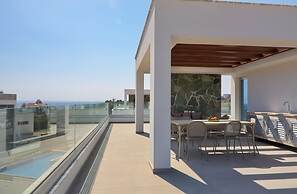 Pearl Beachfront Villa