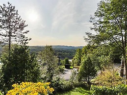 Chimo Refuges Treehouse Resort