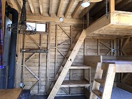 Chimo Refuges Treehouse Resort