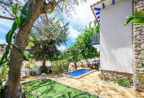 Blue Castle Guesthouse