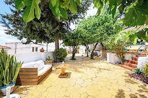 Blue Castle Guesthouse