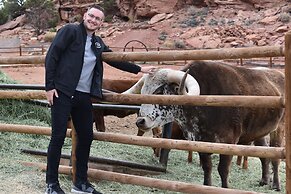 Cougar Ridge Resort, LLC