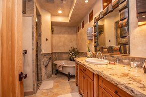 Cougar Ridge Resort, LLC