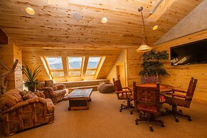 Cougar Ridge Resort, LLC