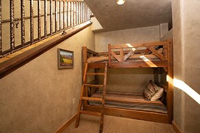 Cougar Ridge Resort, LLC