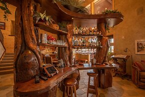 Cougar Ridge Resort, LLC