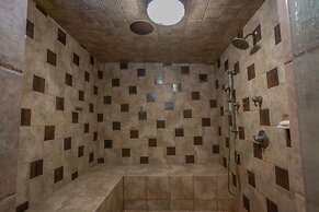 Cougar Ridge Resort, LLC