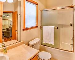 The Pioneer Craftsman House - Closest to Osf