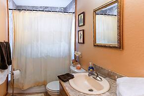 Sunset Chalet - 2600 Sq.ft. Multi-seasonal Retreat