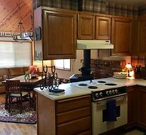 Whispering Pines Cabin Retreat