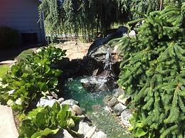 Racing Horse Ranch with Unlimited Golf