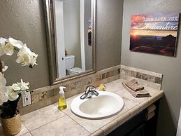 Racing Horse Ranch with Unlimited Golf