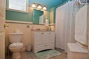 Lori Lanes 'romeo Cottage' ~ 2 Bedroom ~ Downtown