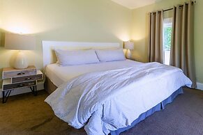 Pioneer House - North Suite