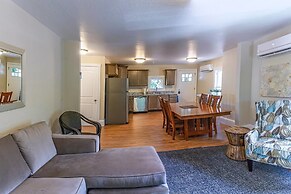 Pioneer House - North Suite