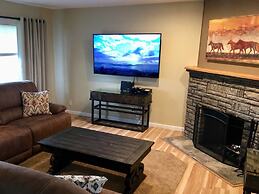 Racing Horse Ranch and Guest House with Golf