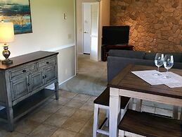 Racing Horse Ranch and Guest House with Golf