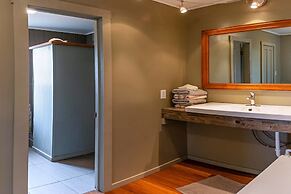 Hopyard View Farm - A Farm Experience in Ashland