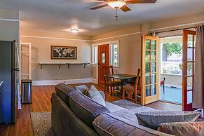 Pioneer House - South Suite