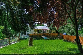 Madi's Place ~ Guest House