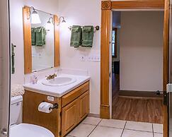 Oak Sherwin House Near OSF