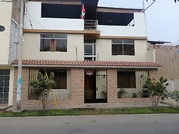 Nasca Travel One Hostel