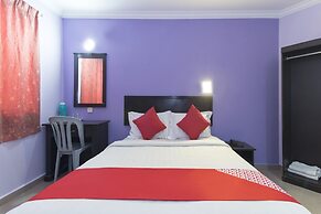 Super OYO 473 Comfort Hotel 2