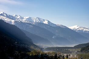 Moustache Manali