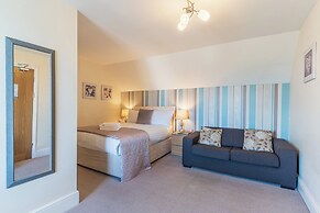 Rooms at The Highcliffe