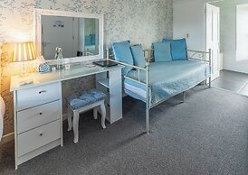 Rooms at The Highcliffe