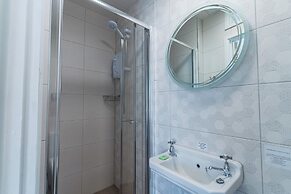 Rooms at The Highcliffe