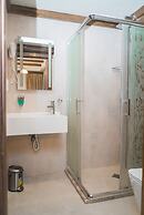 Maajid Hotel & Restaurant