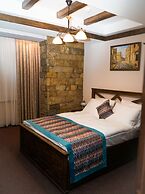 Maajid Hotel & Restaurant