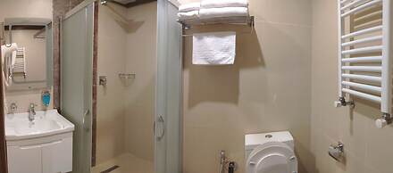 Maajid Hotel & Restaurant