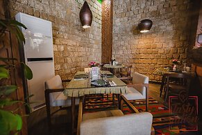 Maajid Hotel & Restaurant