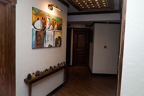 Maajid Hotel & Restaurant