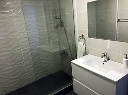 Poseidon Apartment By Michalis