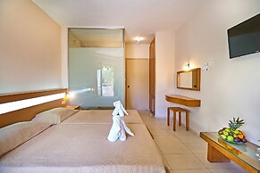 Eva Bay Hotel On The Beach Adults Only