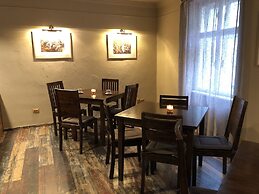 Poet Pastior Residence