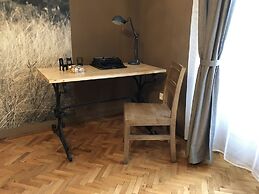 Poet Pastior Residence