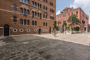 The Venetian Penthouse