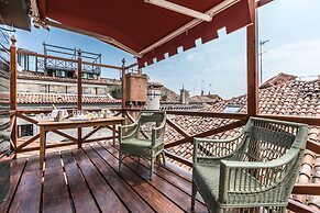 The Venetian Penthouse