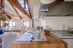 Palazzo Ca' Moro apartments