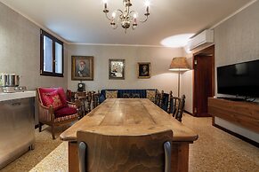 Palazzo Ca' Moro apartments