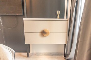 City Center Studio Apartments L&B