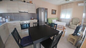 Kanakaris Apartments