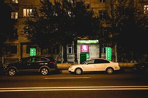 Sherlock Holmes Hostel Baku